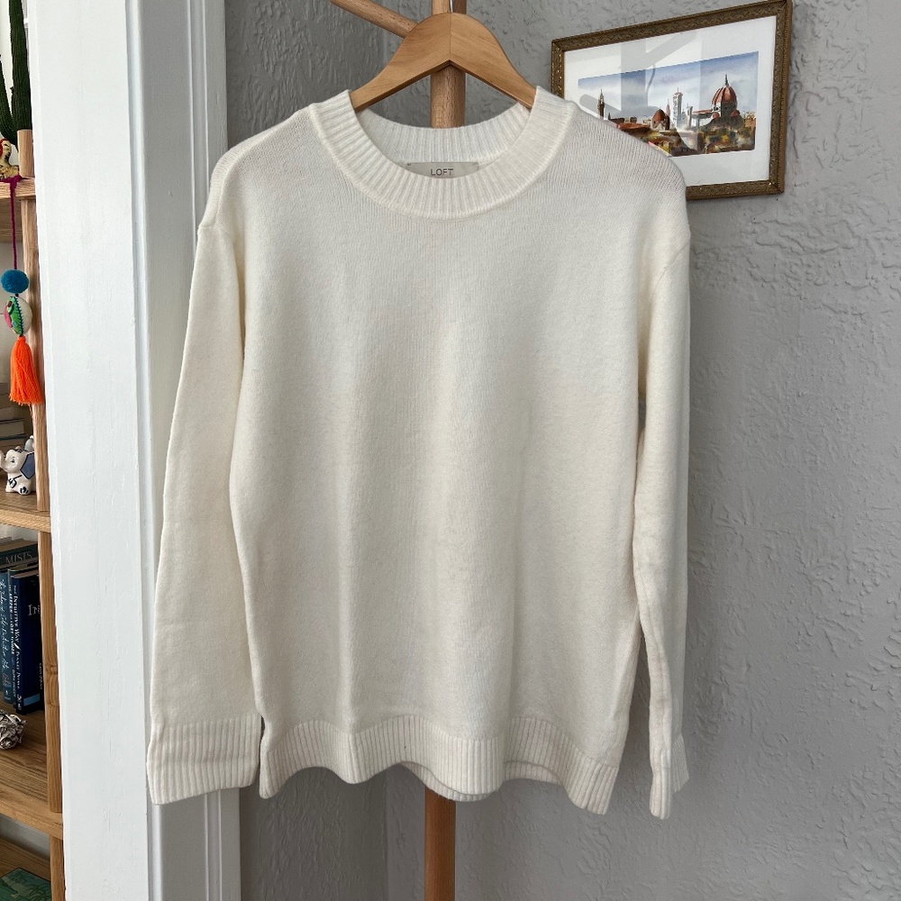 LOFT Ivory Crew Neck Sweater // L
